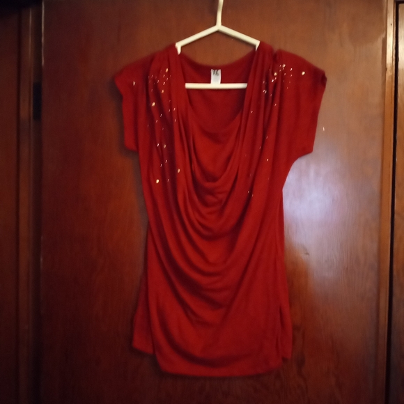 Hybrid Brand Size L Red with Gold Sparkly Accents Drape front Blouse - Picture 1 of 6
